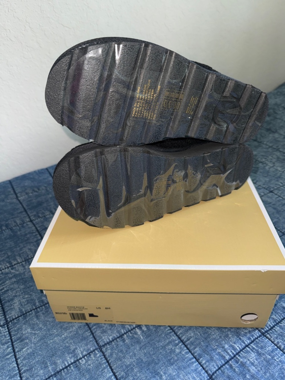 Winnie Faux Shearling Boot in Black - Picture 4 of 6